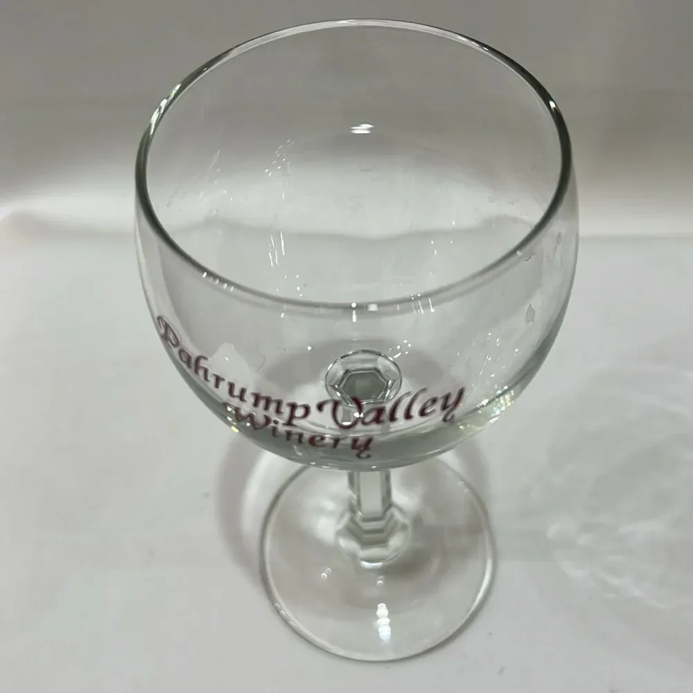 Pahrump Valley Winery Clear Wine Bar Glass 8 Oz 6 1/4 In Tall 2 3/4 In Round